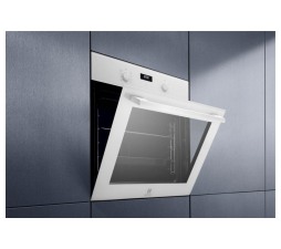 Slika 2 izdelka: Električna pečica Electrolux EZF5C50V, kataliza