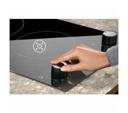 Slika 2 izdelka: Kuhalna plošča Electrolux LHR3210CK, steklokeramika, 30 cm, gumbi